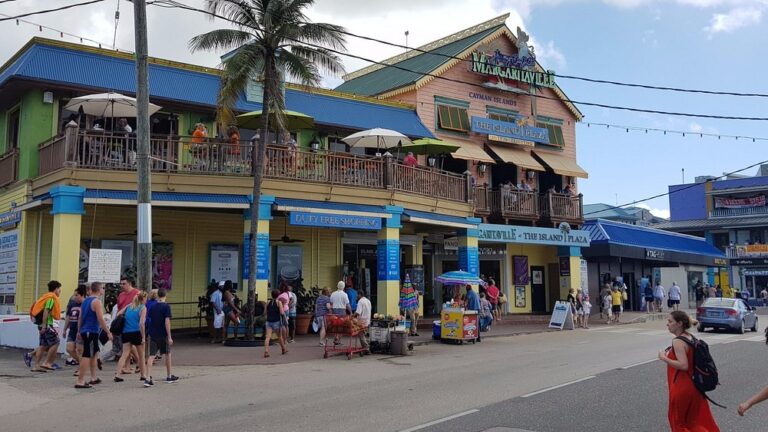 Living-in-George-Town-Cayman-Islands